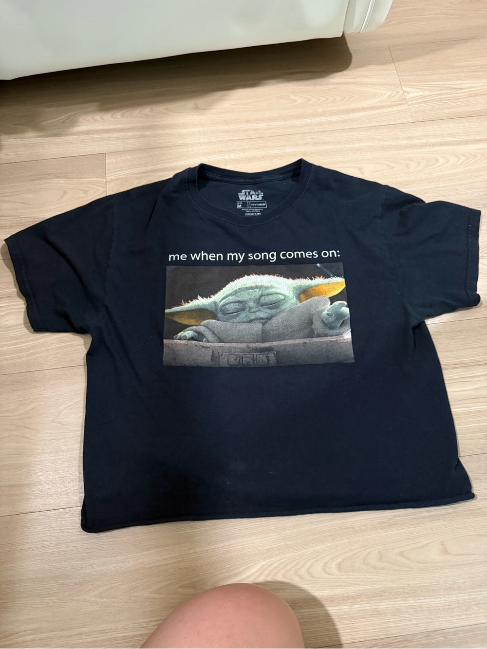 T-shirt with Baby Yoda print